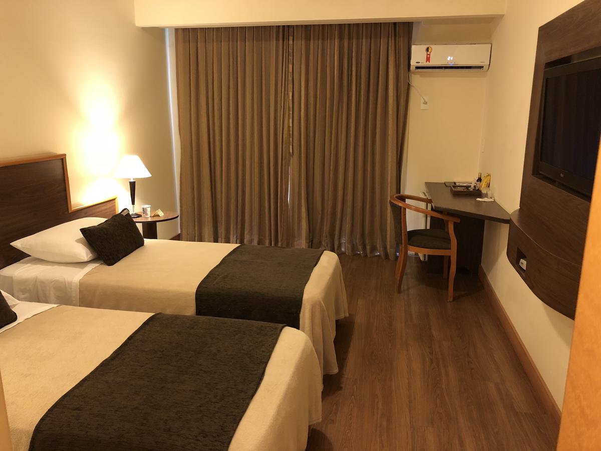 Gran Continental Hotel Таубате Экстерьер фото